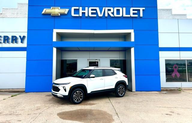 new 2026 Chevrolet TrailBlazer car, priced at $27,830