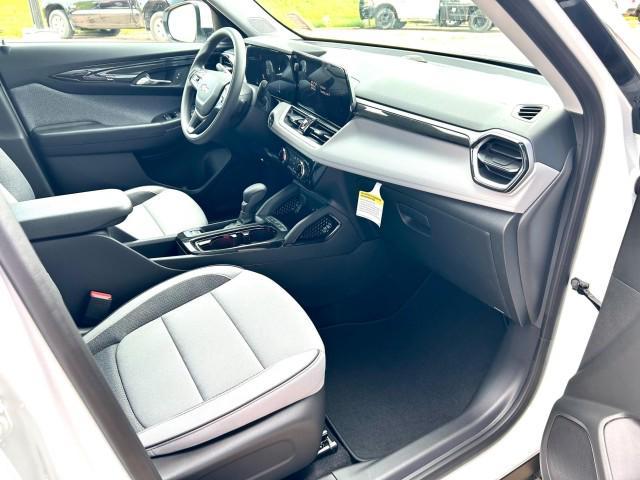new 2026 Chevrolet TrailBlazer car, priced at $27,830