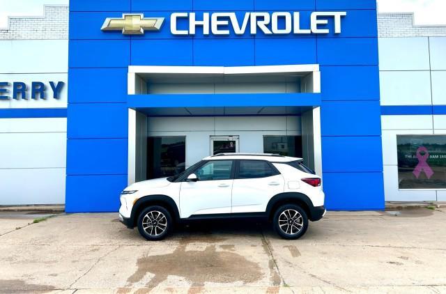 new 2026 Chevrolet TrailBlazer car, priced at $27,830
