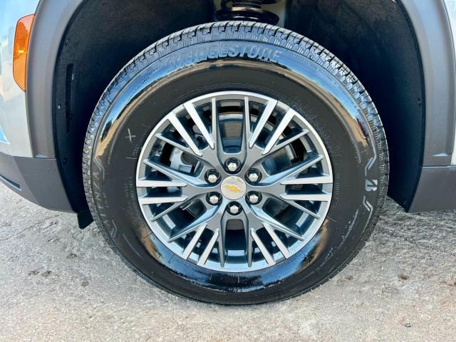 new 2025 Chevrolet Traverse car, priced at $42,535