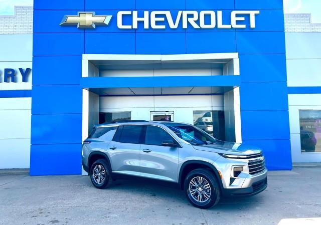 new 2025 Chevrolet Traverse car, priced at $42,535