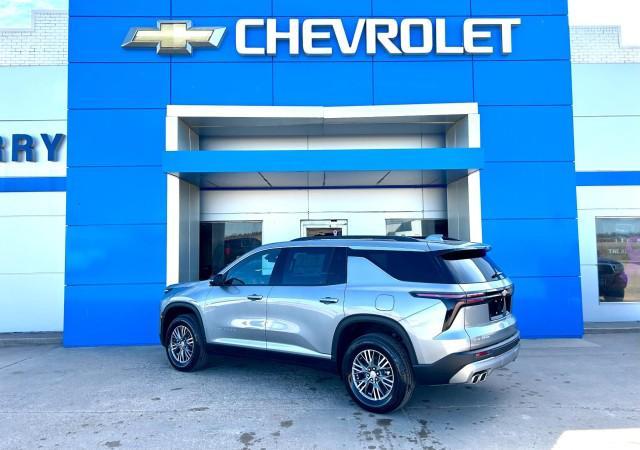 new 2025 Chevrolet Traverse car, priced at $42,535