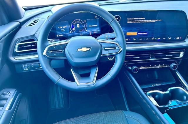 new 2025 Chevrolet Traverse car, priced at $42,535