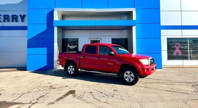 used 2007 Toyota Tacoma car, priced at $13,900