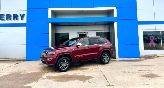 used 2017 Jeep Grand Cherokee car, priced at $14,900