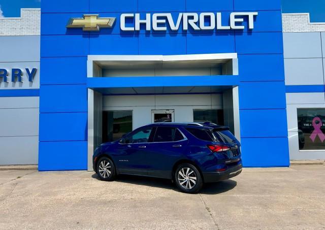 used 2022 Chevrolet Equinox car, priced at $25,900