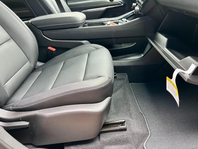 new 2025 Chevrolet Traverse car, priced at $46,275