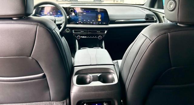 new 2025 Chevrolet Traverse car, priced at $46,275