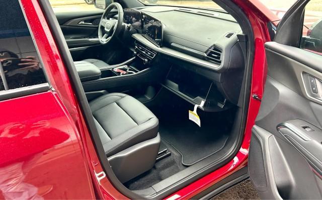 new 2025 Chevrolet Traverse car, priced at $46,275
