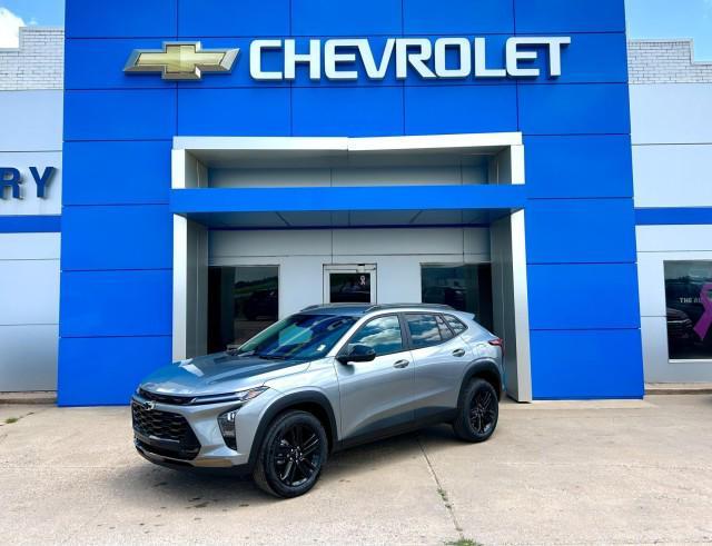 new 2025 Chevrolet Trax car, priced at $25,935