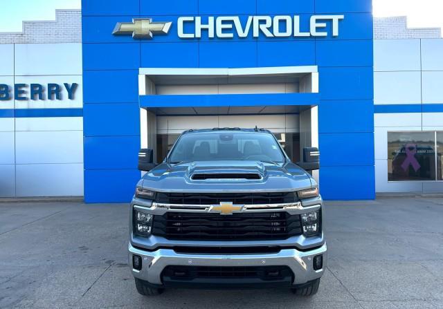 new 2025 Chevrolet Silverado 3500 car, priced at $71,900