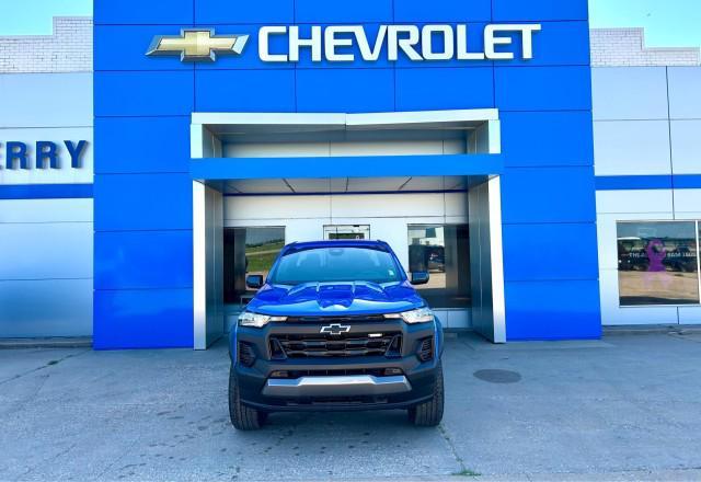 new 2025 Chevrolet Colorado car, priced at $44,900