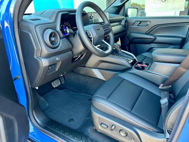 new 2025 Chevrolet Colorado car, priced at $44,900