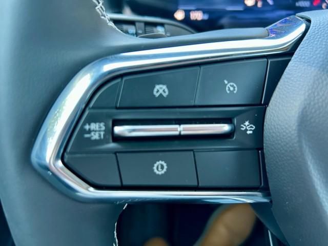 new 2025 Chevrolet Traverse car, priced at $48,005