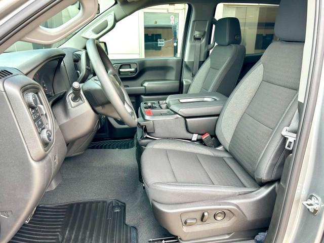 new 2025 Chevrolet Silverado 1500 car, priced at $52,900