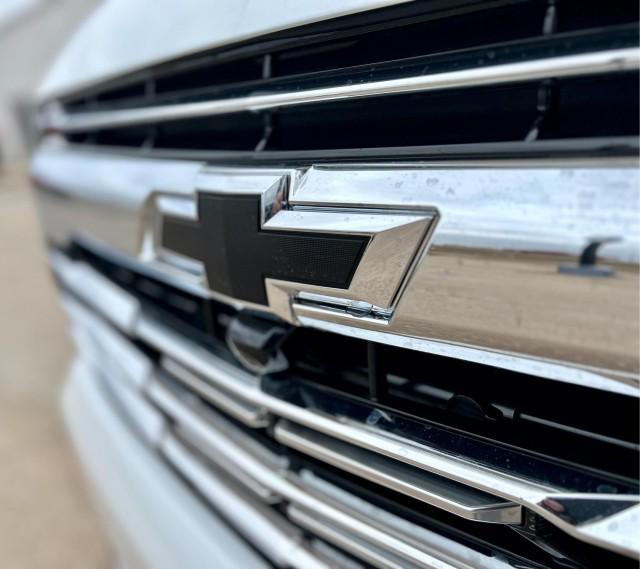 new 2025 Chevrolet Suburban car, priced at $82,900