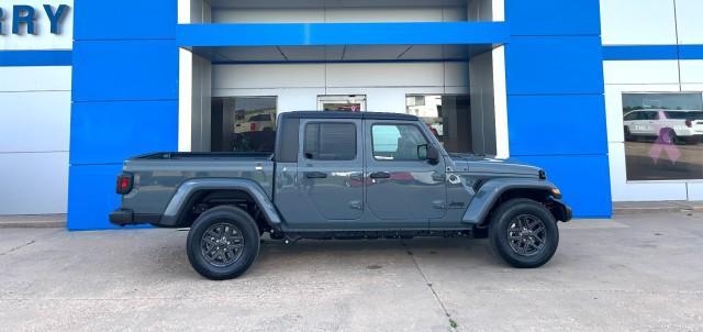 new 2024 Jeep Gladiator car, priced at $48,750