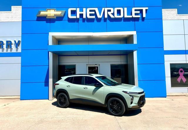 new 2025 Chevrolet Trax car, priced at $26,590