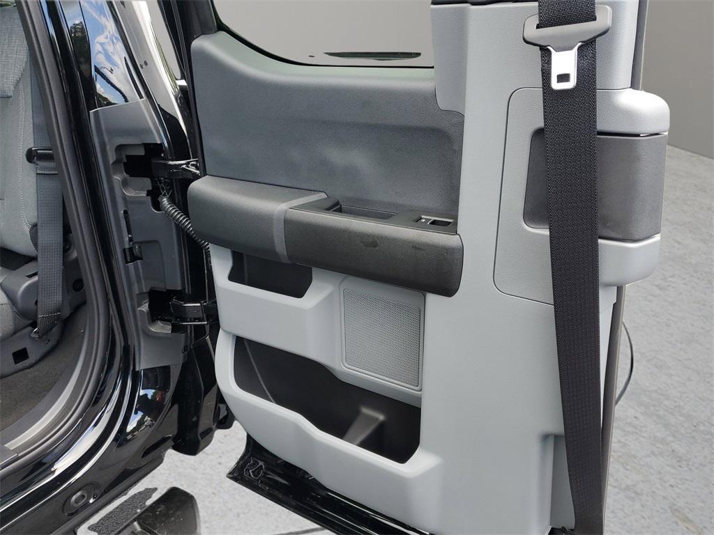 new 2025 Ford F-350 car, priced at $57,517