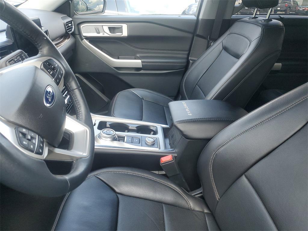 used 2023 Ford Explorer car, priced at $31,260