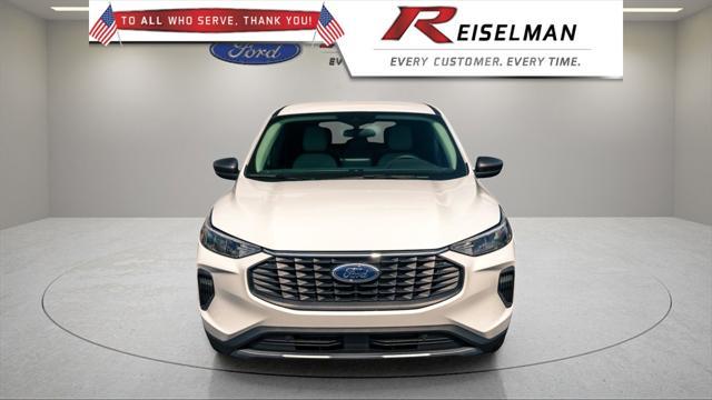 new 2025 Ford Escape car, priced at $25,140