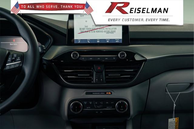 new 2025 Ford Escape car, priced at $25,140