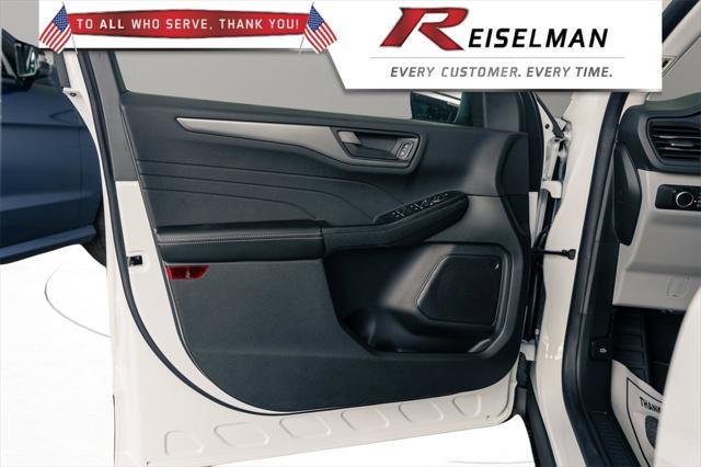 new 2025 Ford Escape car, priced at $25,140