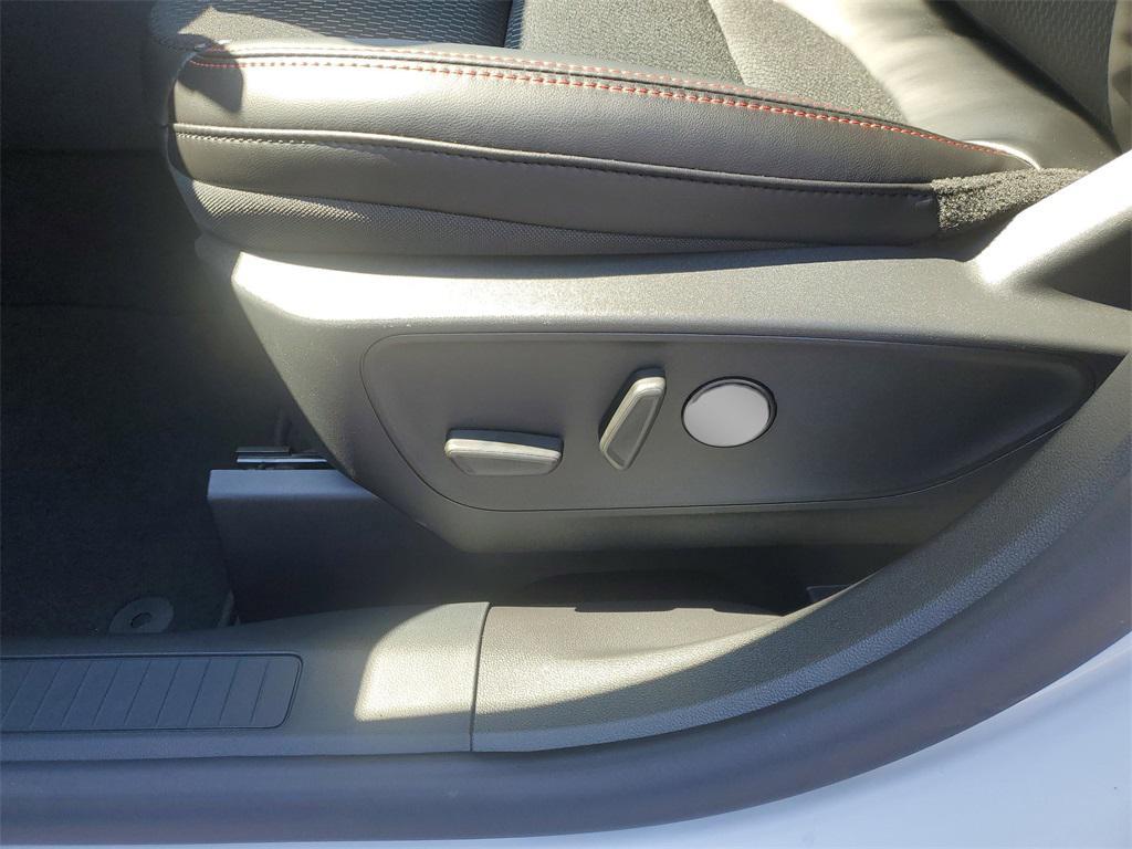 new 2025 Ford Escape car, priced at $30,397