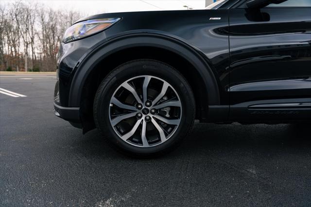 new 2025 Ford Explorer car, priced at $46,408