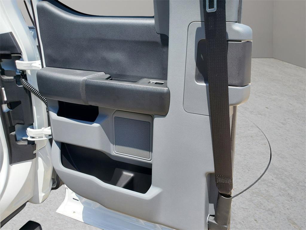 new 2025 Ford F-250 car, priced at $51,416