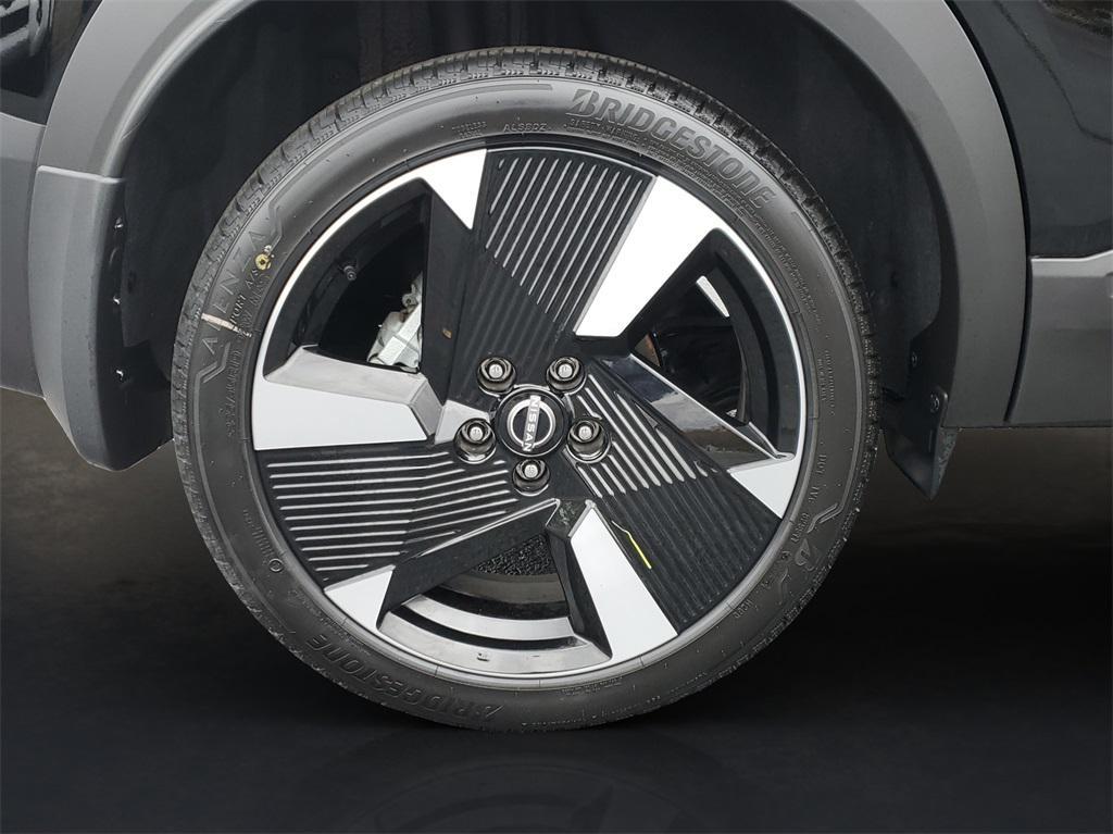 used 2025 Nissan Kicks car, priced at $25,906