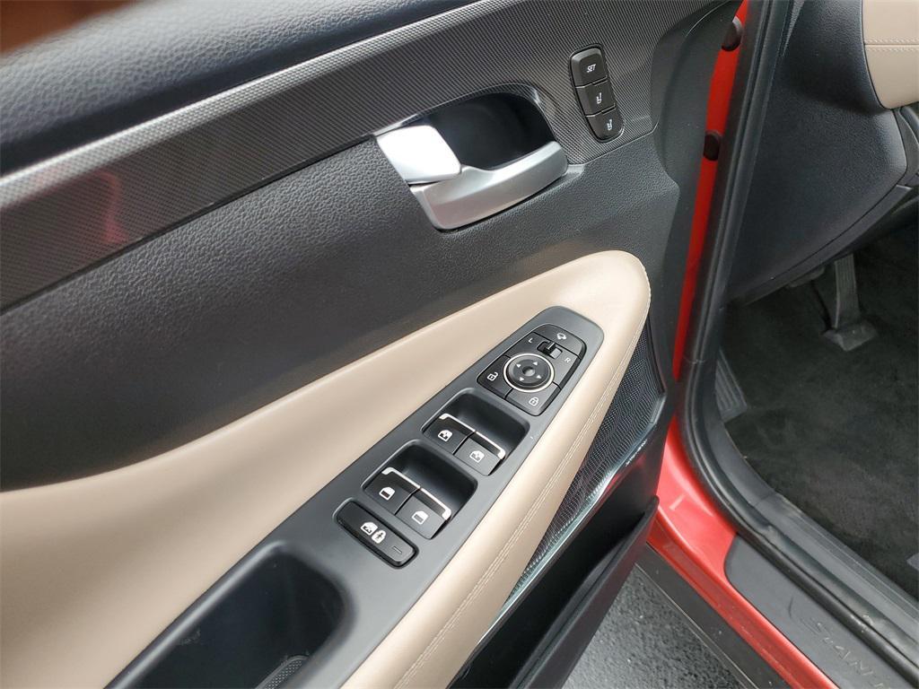 used 2022 Hyundai Santa Fe car, priced at $22,370