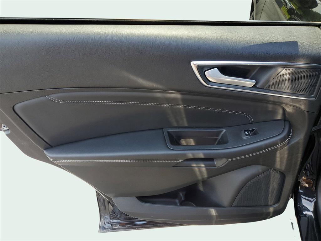 used 2024 Ford Edge car, priced at $26,572