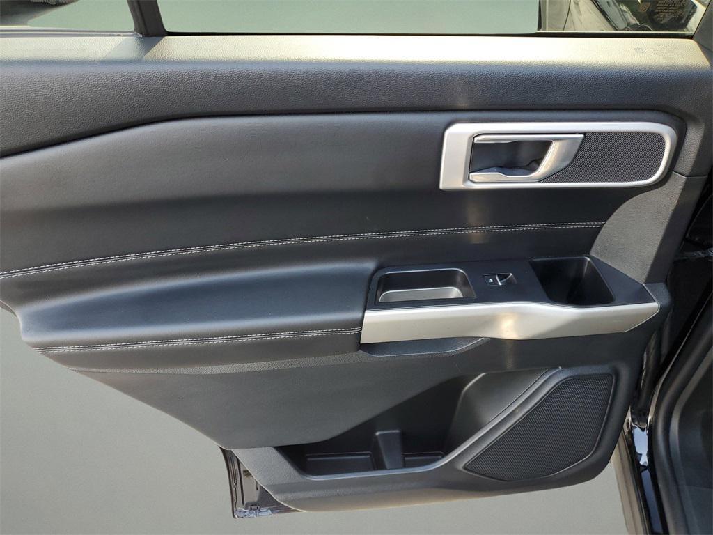 used 2022 Ford Explorer car, priced at $32,254