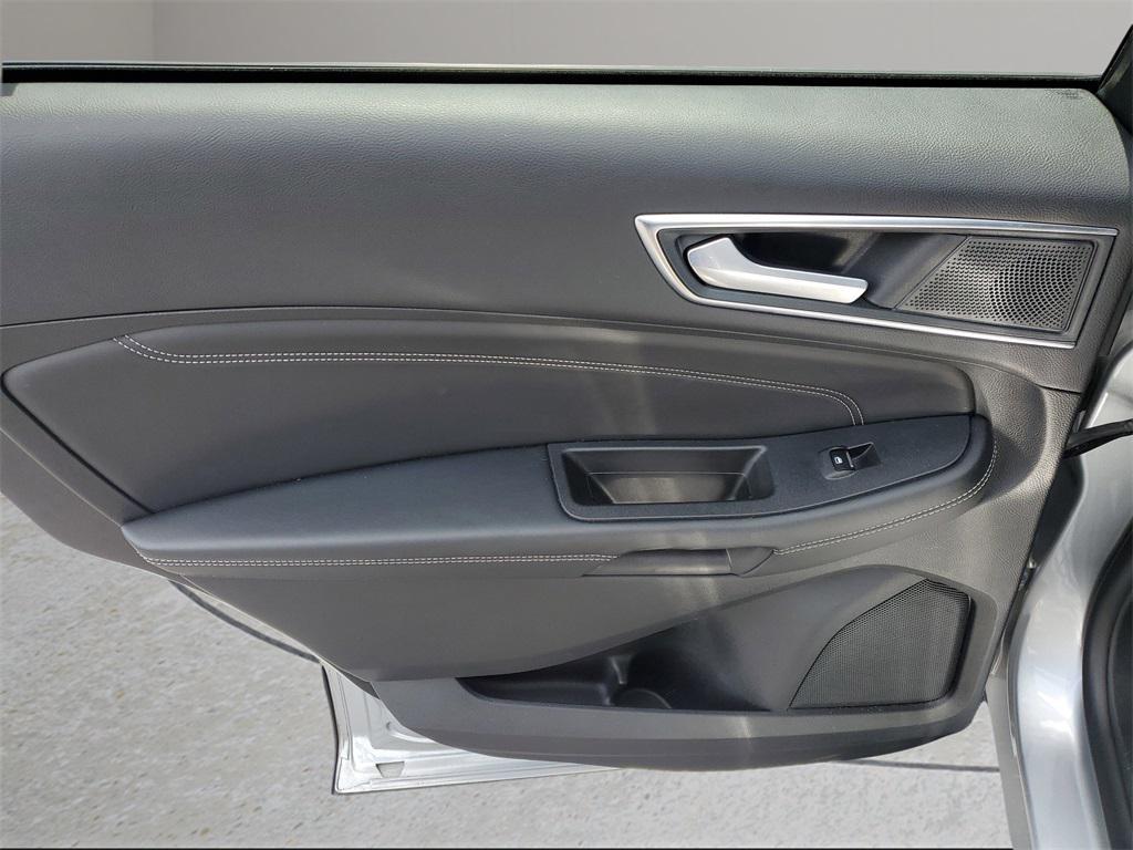 used 2024 Ford Edge car, priced at $28,585