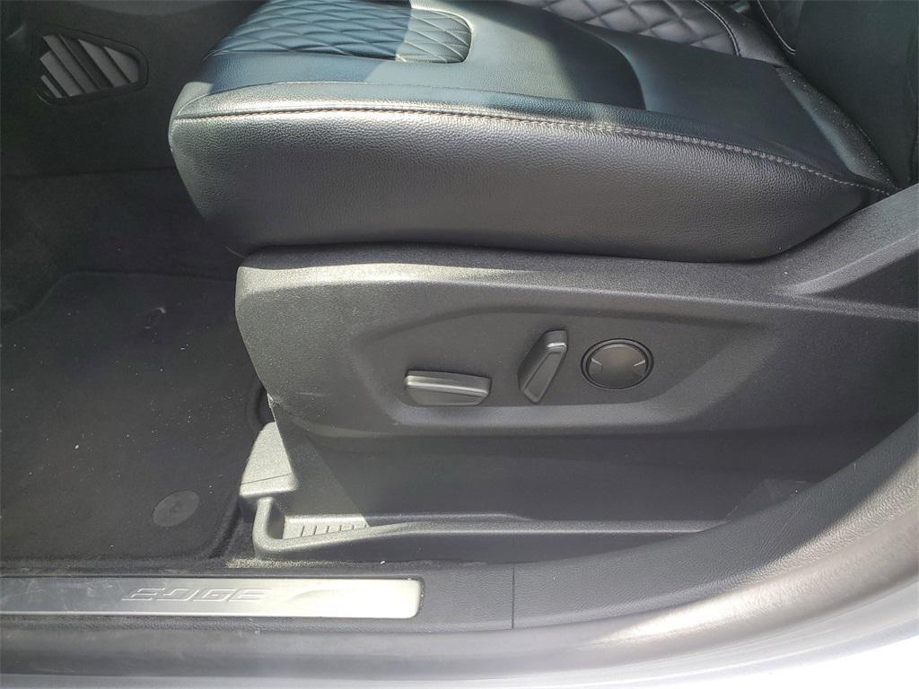 used 2024 Ford Edge car, priced at $28,585