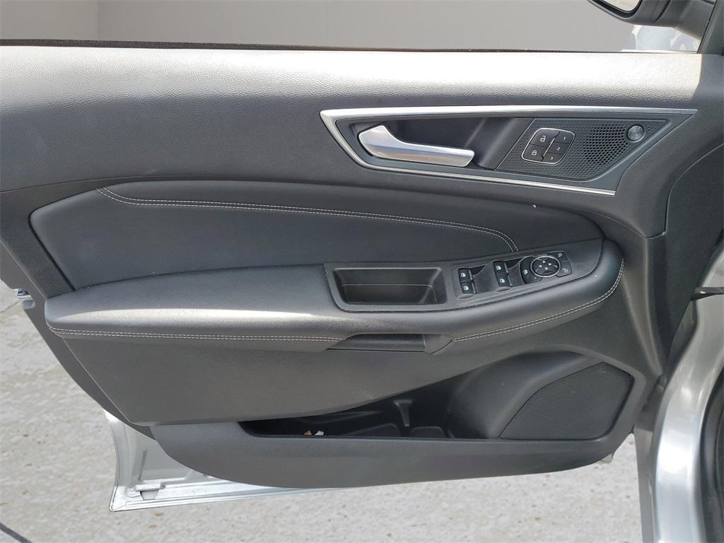 used 2024 Ford Edge car, priced at $25,840