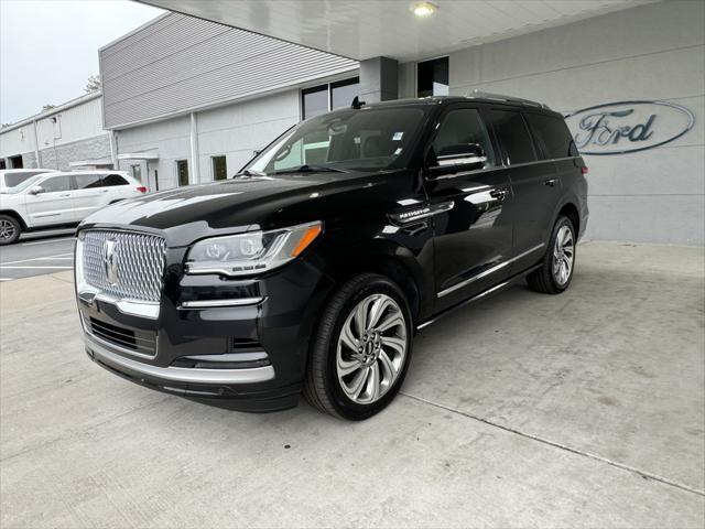 used 2022 Lincoln Navigator car, priced at $49,388