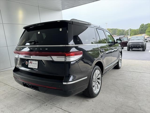 used 2022 Lincoln Navigator car, priced at $49,388