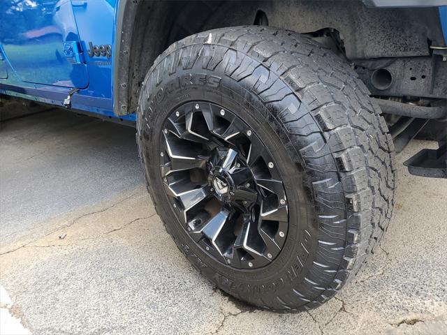 used 2021 Jeep Gladiator car, priced at $24,981