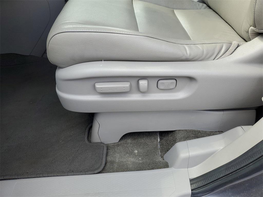 used 2016 Honda Odyssey car, priced at $19,645