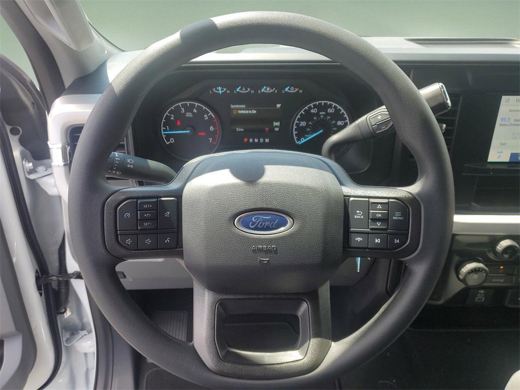 new 2025 Ford F-250 car, priced at $55,915