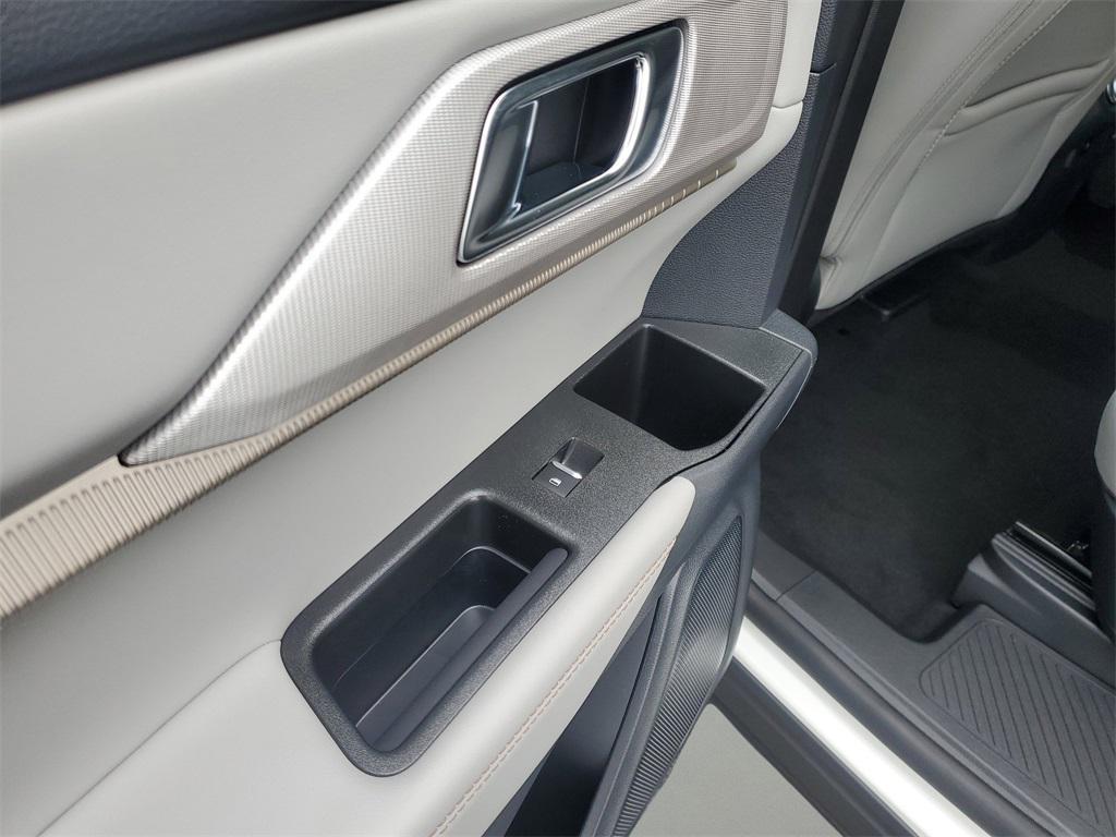 new 2025 Ford Explorer car, priced at $44,045
