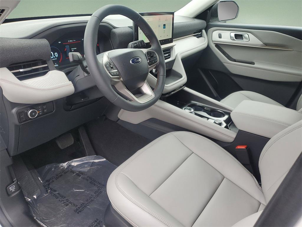 new 2025 Ford Explorer car, priced at $44,045