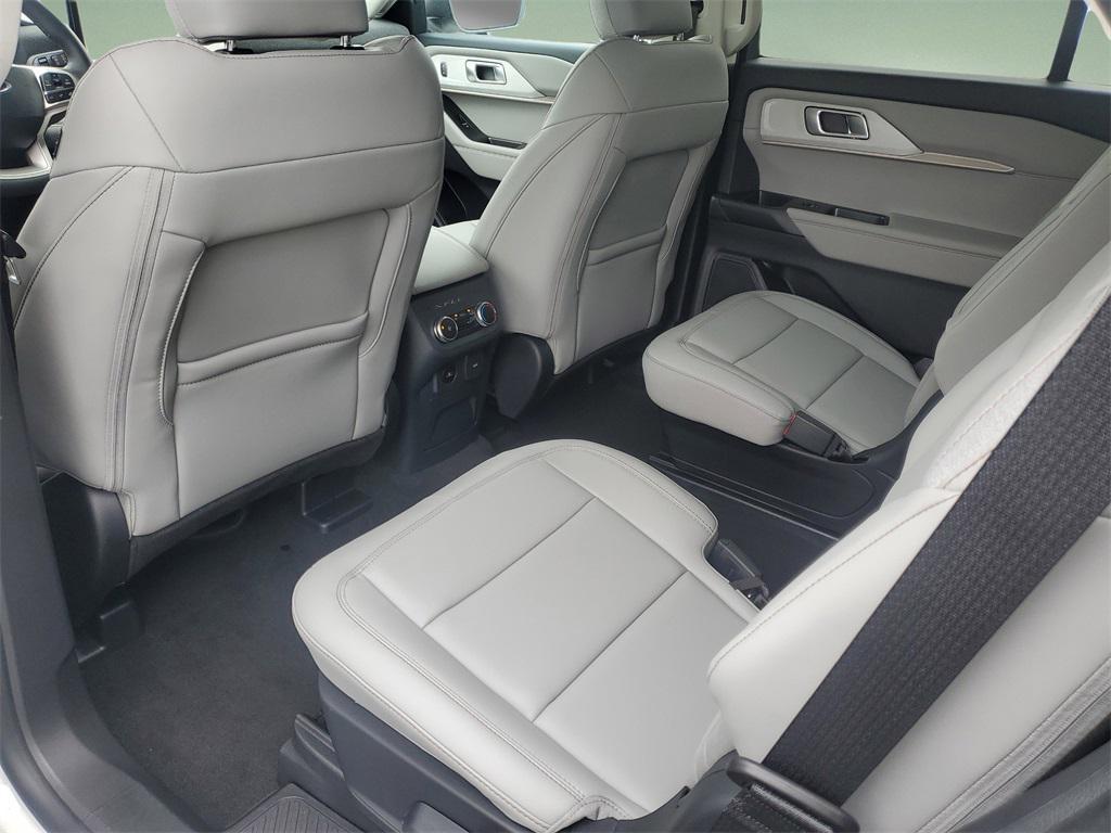 new 2025 Ford Explorer car, priced at $44,045