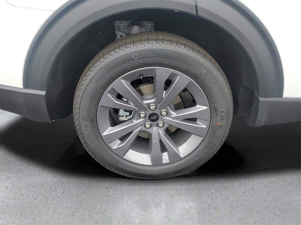 new 2025 Ford Explorer car, priced at $44,045
