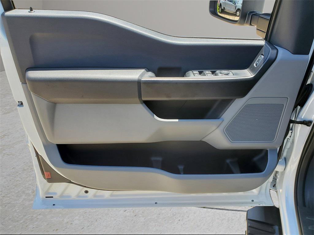 new 2025 Ford F-250 car, priced at $50,935