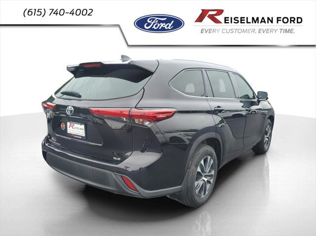 used 2020 Toyota Highlander car, priced at $28,940
