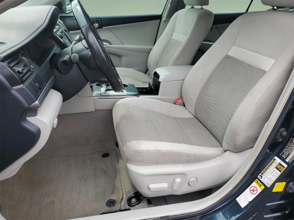 used 2013 Toyota Camry Hybrid car, priced at $6,499