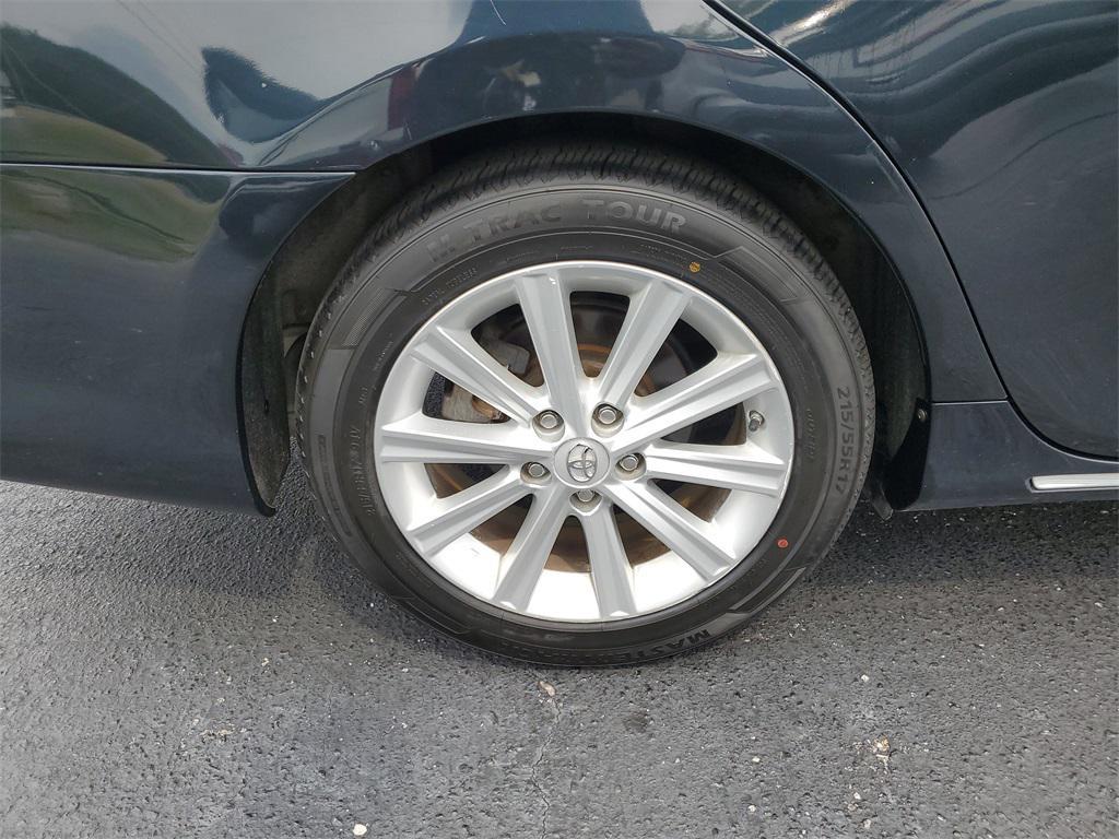used 2013 Toyota Camry Hybrid car, priced at $6,499